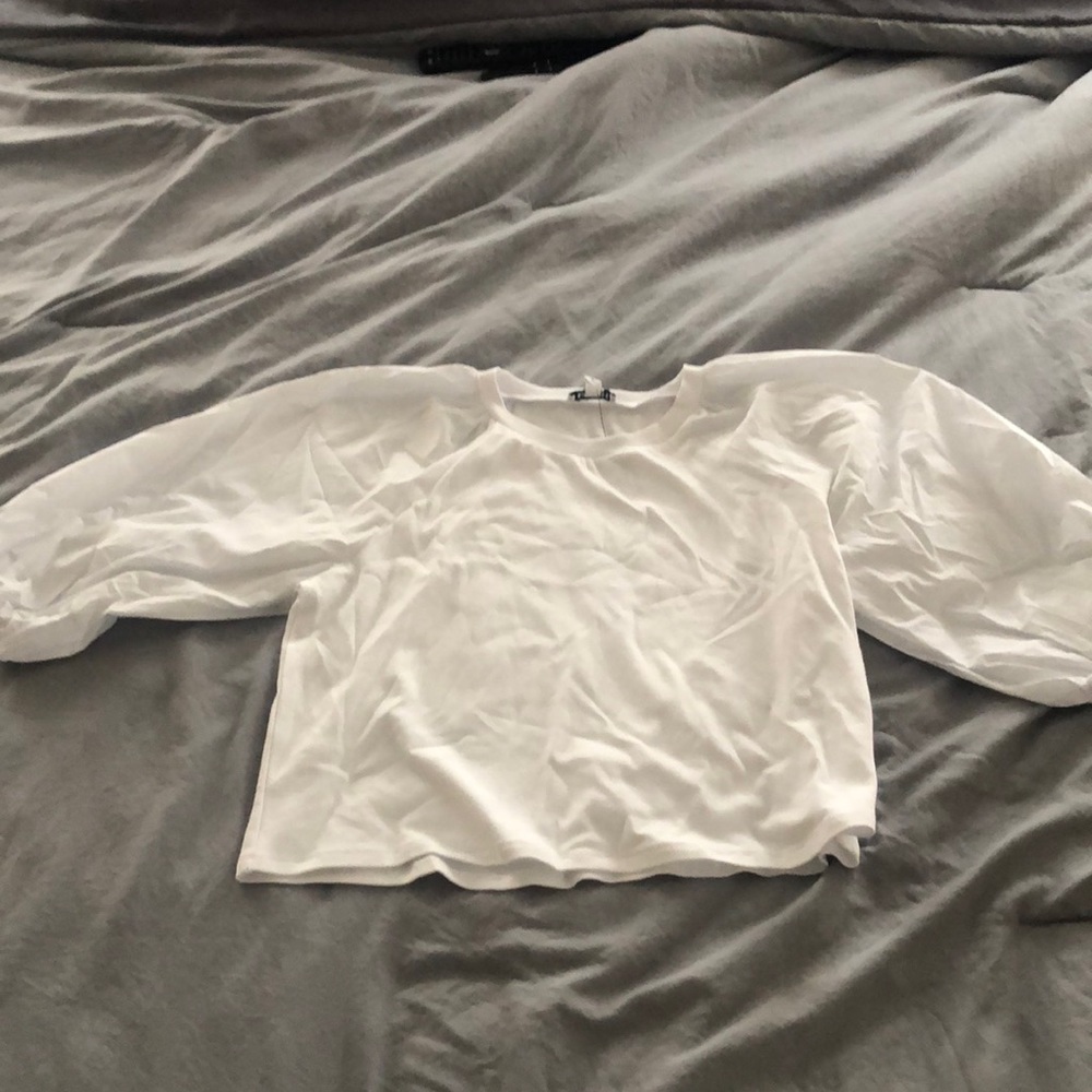 Express puff sleeve tee